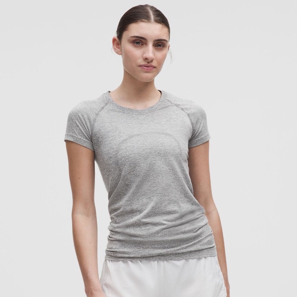 Lululemon Gray Swiftly Tech Short-Sleeve Shirt 2.0 Hip Length 20 Slate